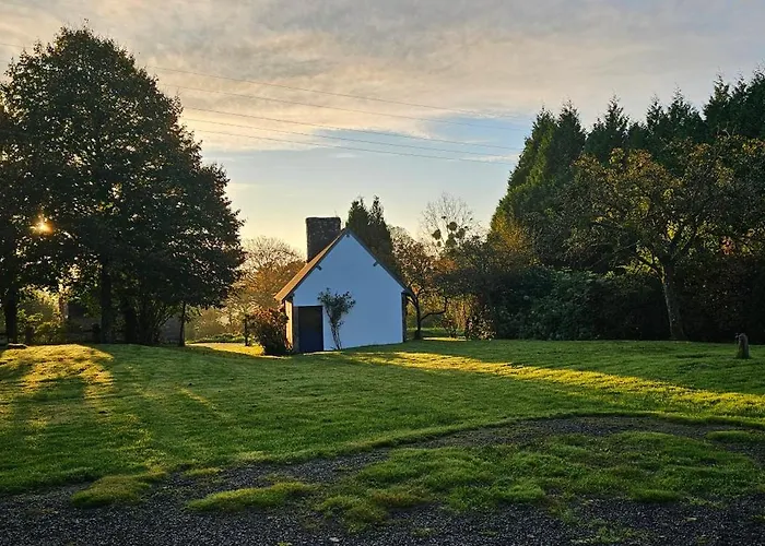 Maison Typique Normande Mont St Michel Isigny-le-Buat